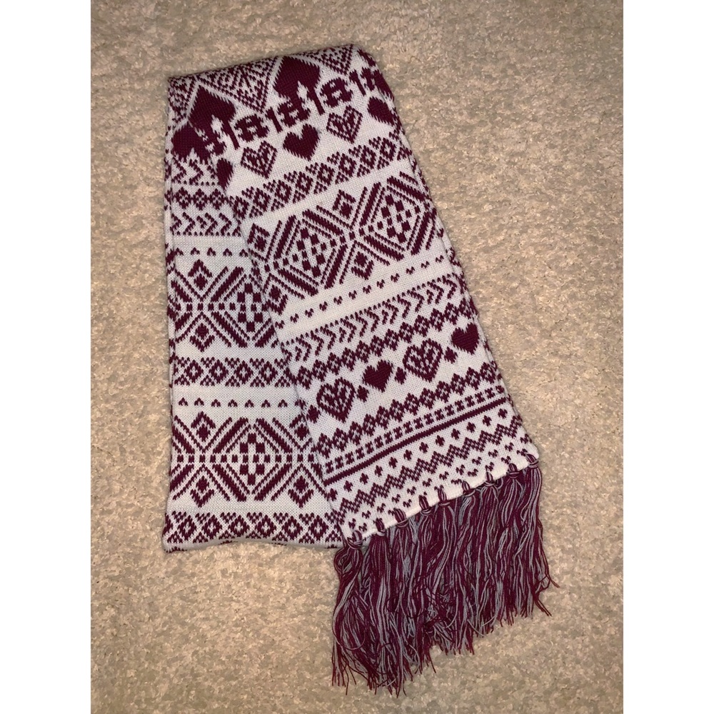 Warm, red and white scarf